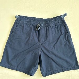 Vans Navy Shorts in Size Large